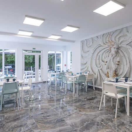 Panzió 81 Hajduszoboszlo Exterior foto